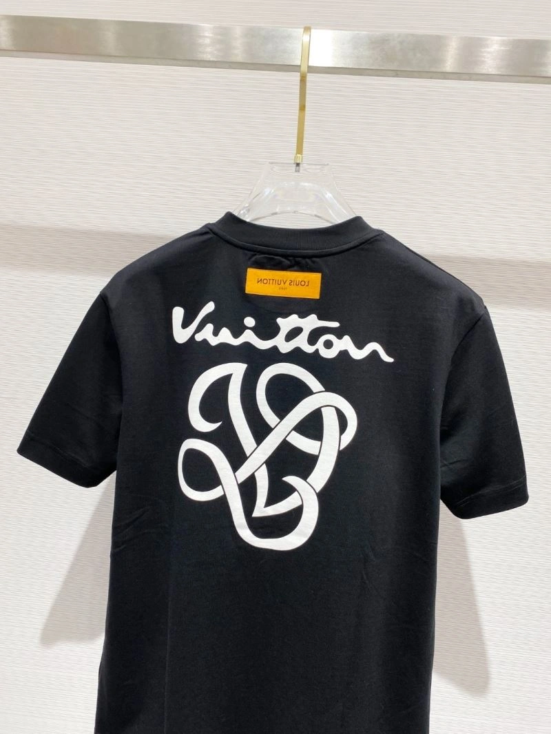 DailyWear Louis Vuitton T-Shirts 134202