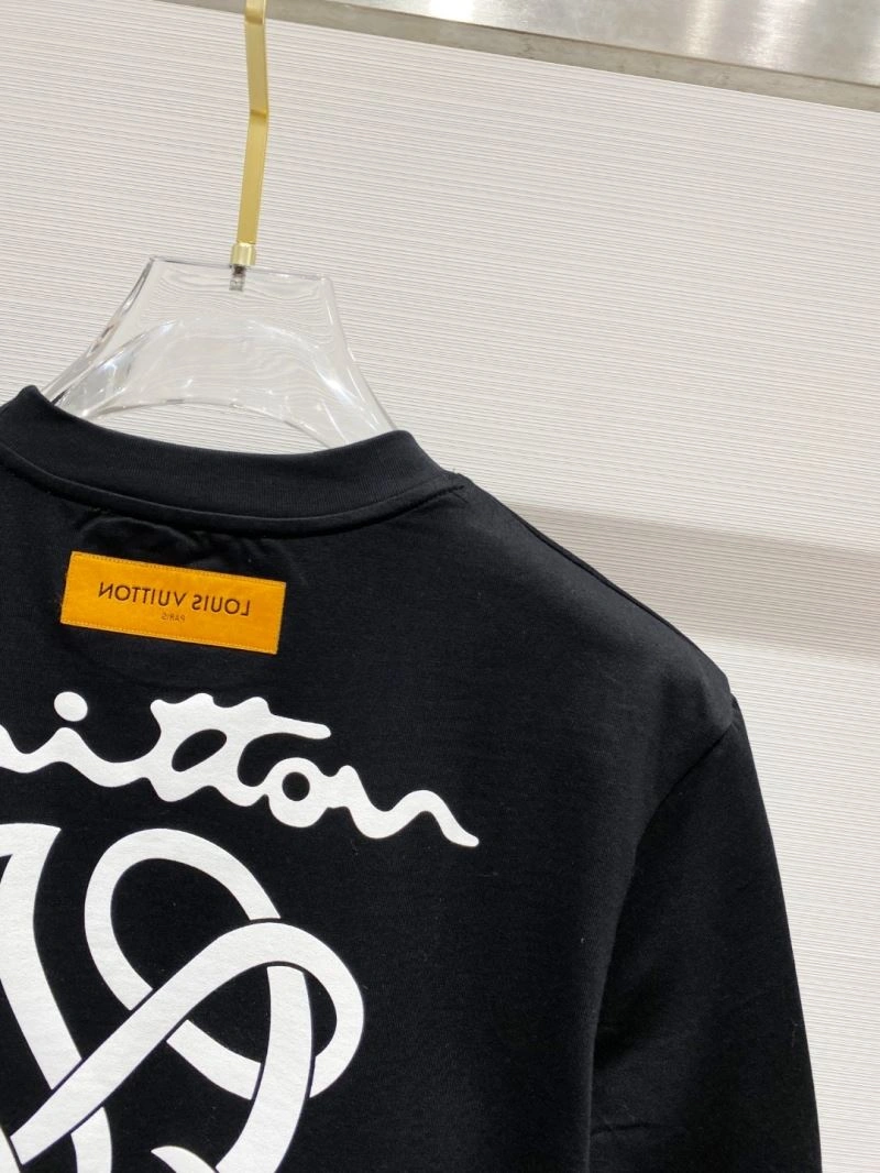 DailyWear Louis Vuitton T-Shirts 134202