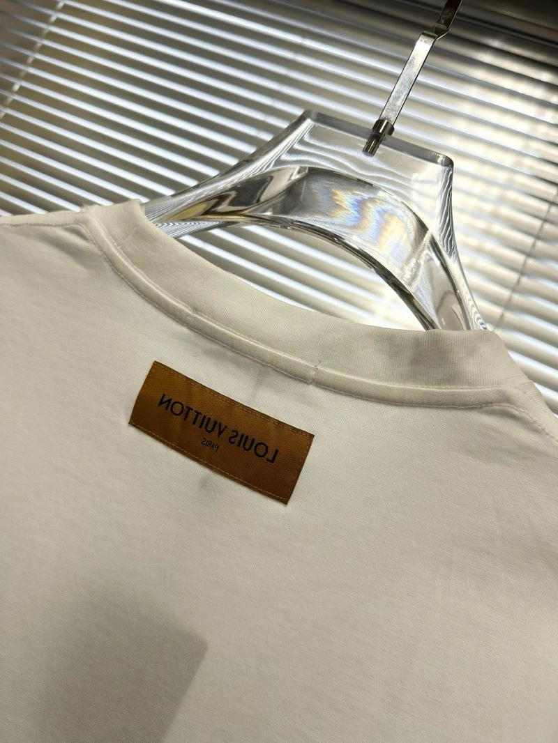Louis Vuitton T-Shirts Flexible 134184