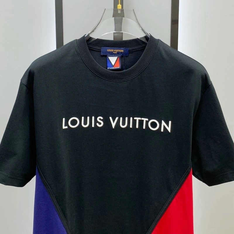 Louis Vuitton T-Shirts Resilient 134200