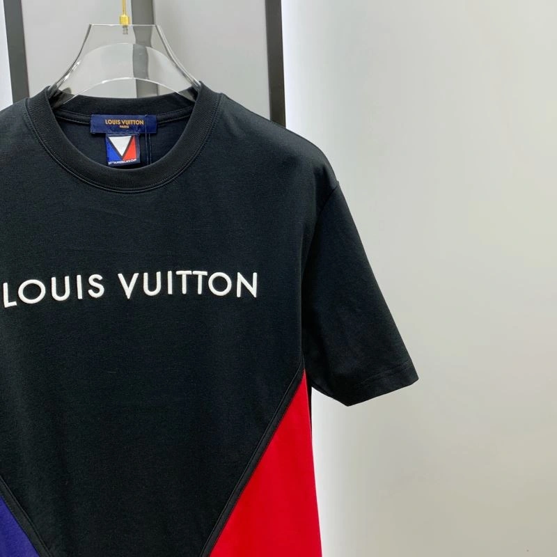 Louis Vuitton T-Shirts Resilient 134200