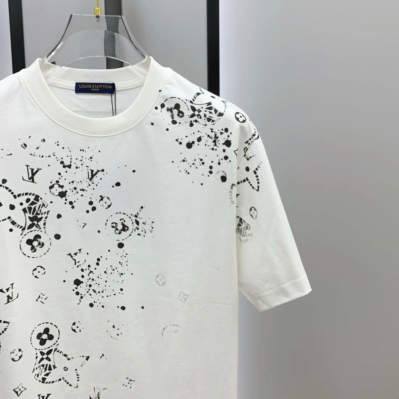 Louis Vuitton T-Shirts Timeless 134199