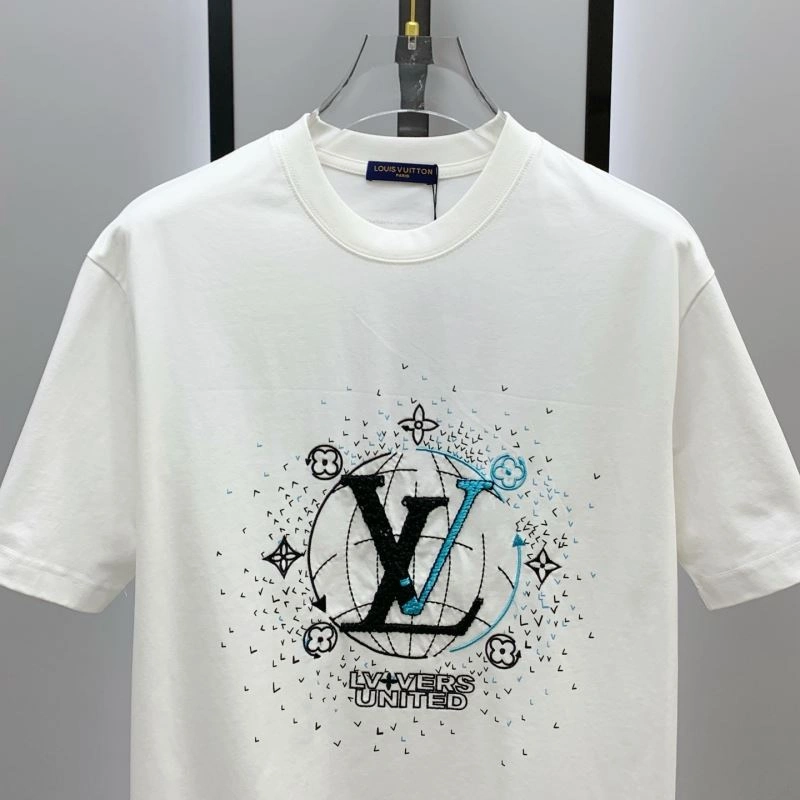 Efficient Louis Vuitton T-Shirts 134201