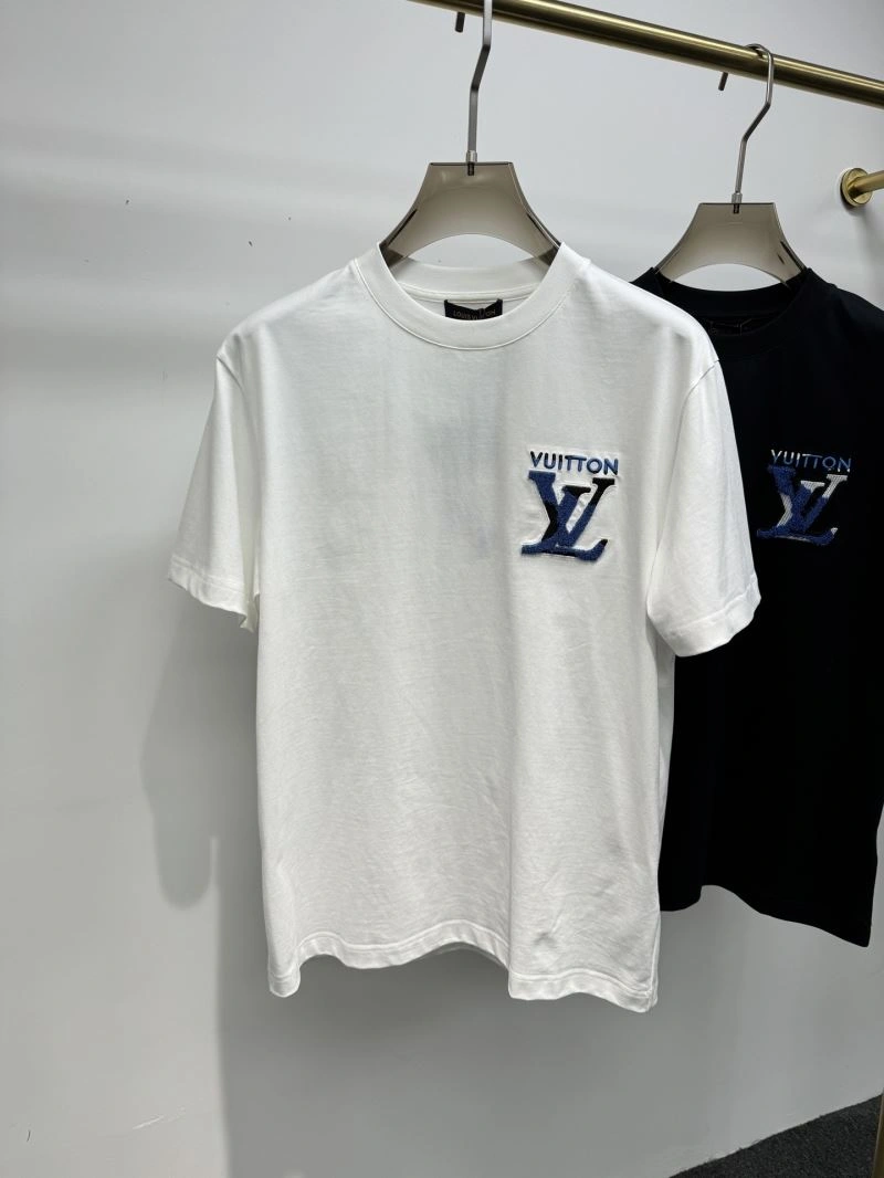 Minimalist Louis Vuitton T-Shirts 134179