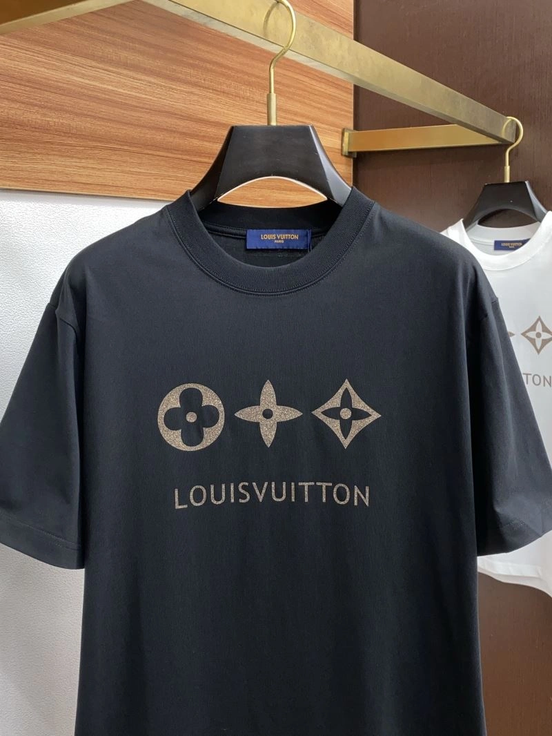 Seasonal Louis Vuitton T-Shirts 134193