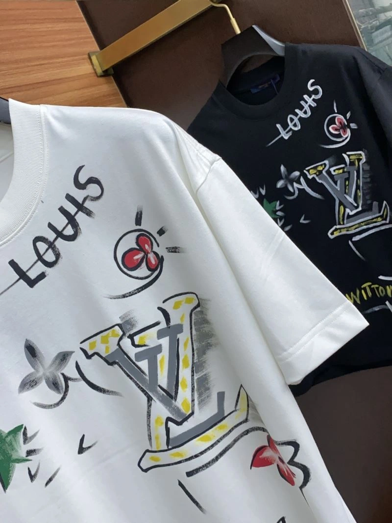 SoftTouch Louis Vuitton T-Shirts 134189