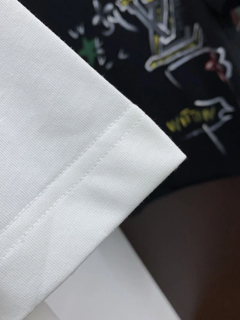 SoftTouch Louis Vuitton T-Shirts 134189