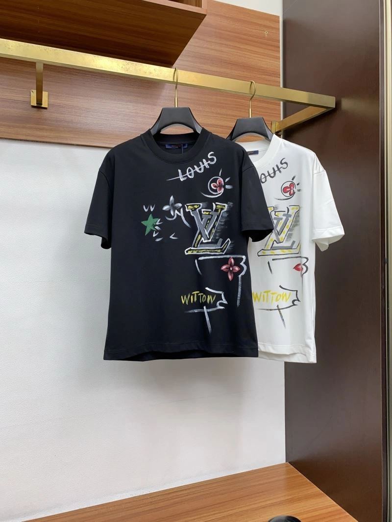 SoftTouch Louis Vuitton T-Shirts 134189