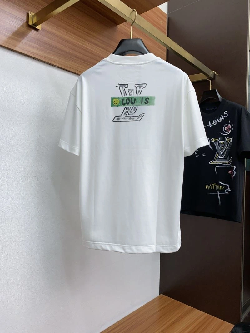SoftTouch Louis Vuitton T-Shirts 134189