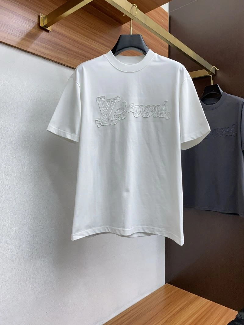 Durable Louis Vuitton T-Shirts 134172