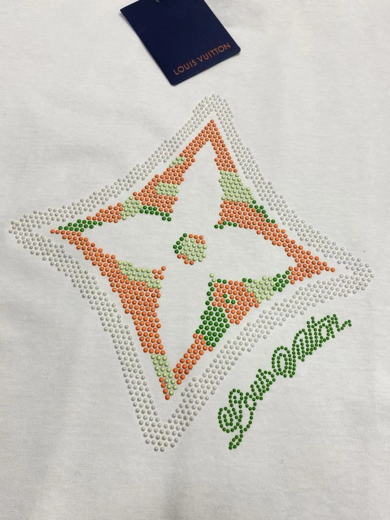 Fashionable Louis Vuitton T-Shirts 134170