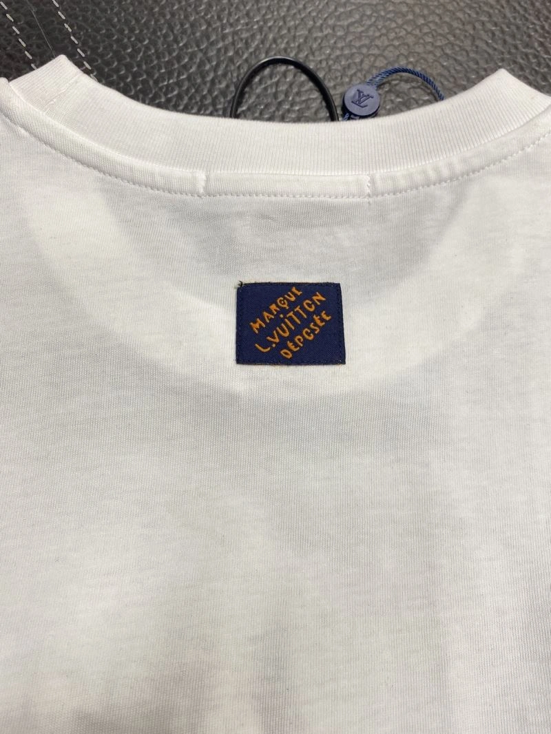 Fashionable Louis Vuitton T-Shirts 134170