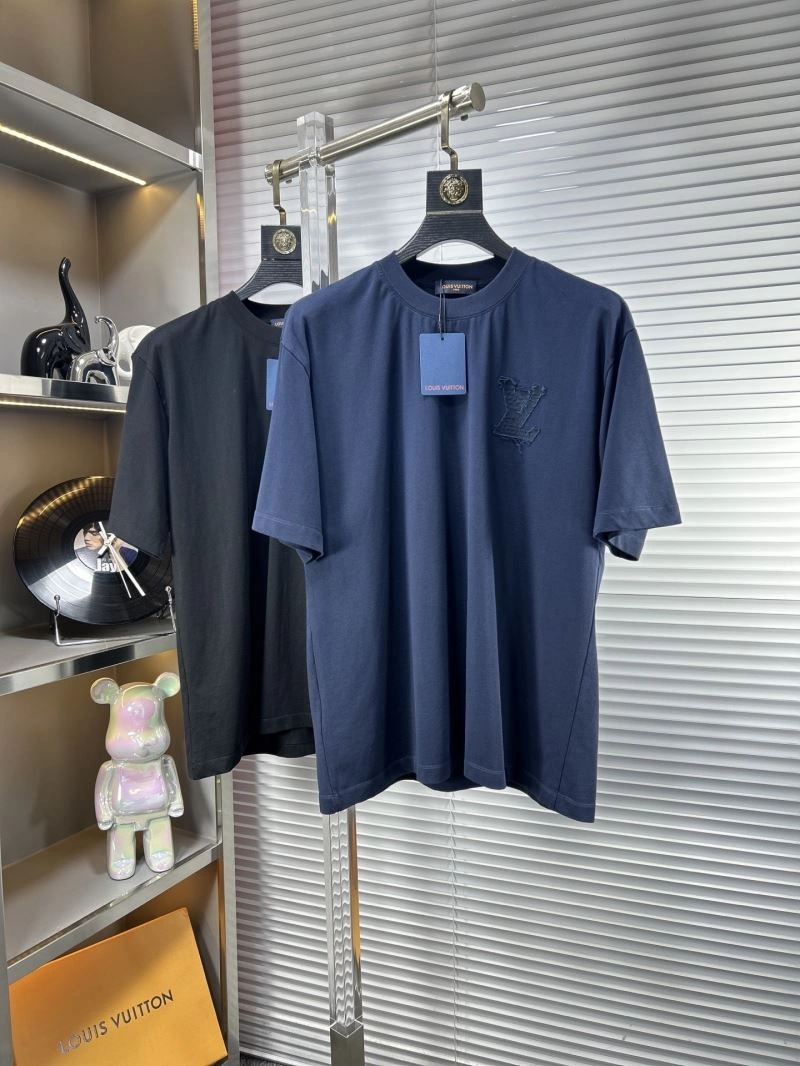 Affordable Louis Vuitton T-Shirts 134182
