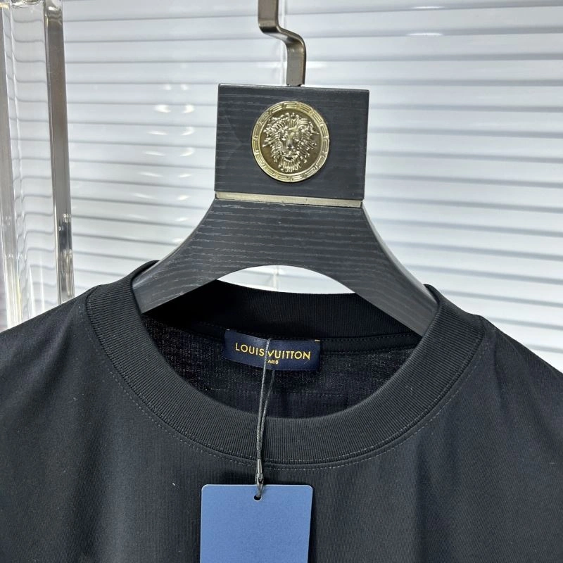 Breathable Louis Vuitton T-Shirts 134166