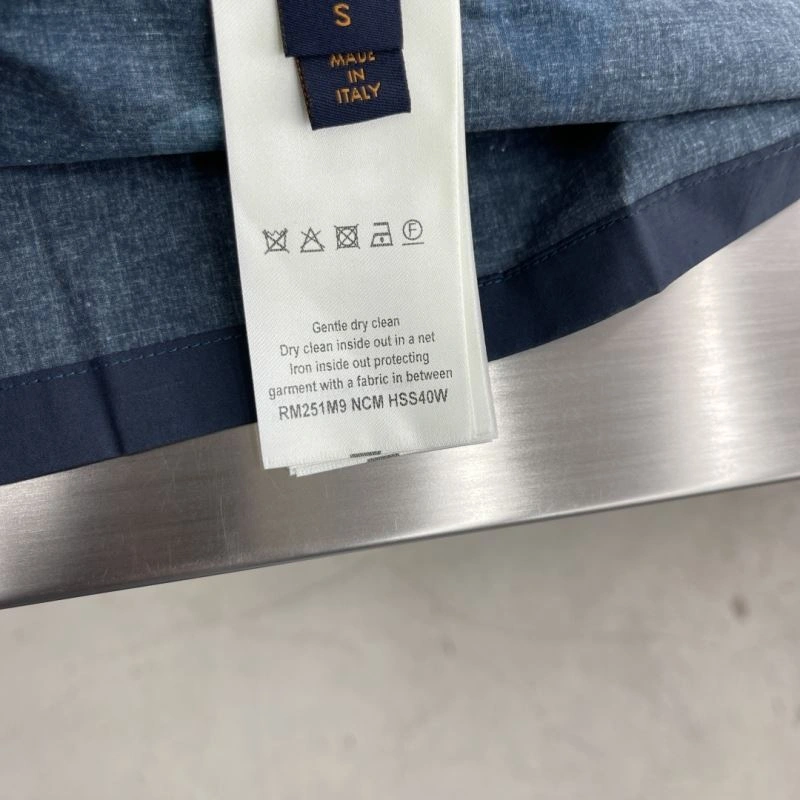 Louis Vuitton T-Shirts Unisex 134167