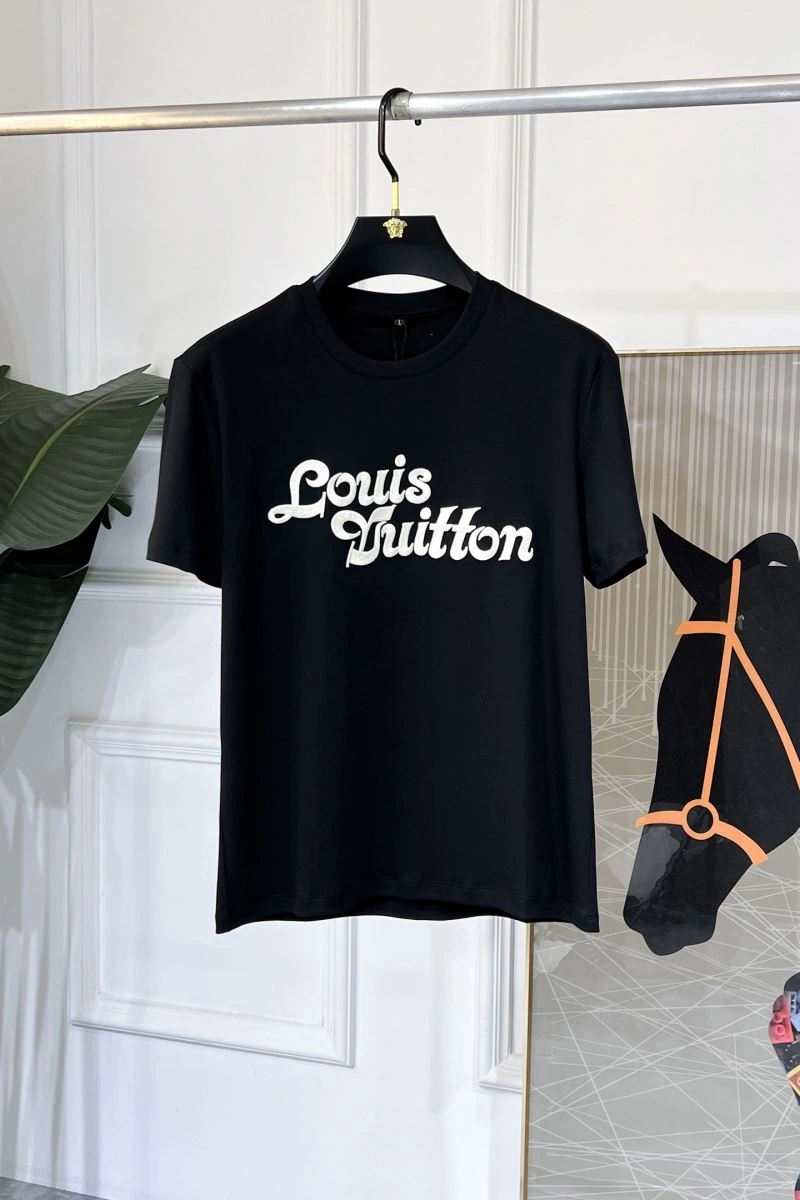 Packable Louis Vuitton T-Shirts 134163