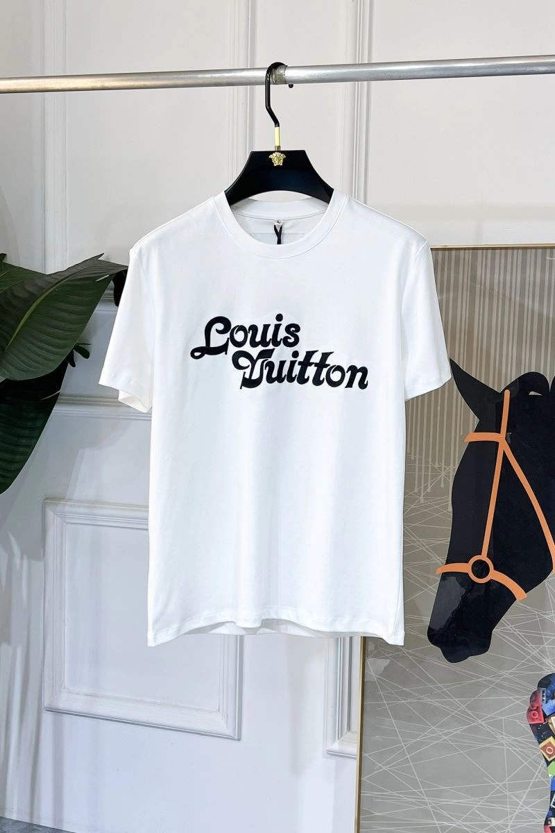 Packable Louis Vuitton T-Shirts 134163