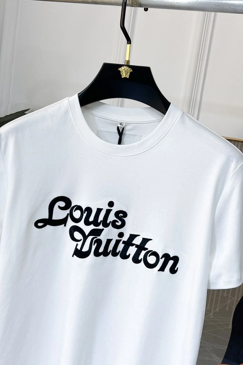 Packable Louis Vuitton T-Shirts 134163