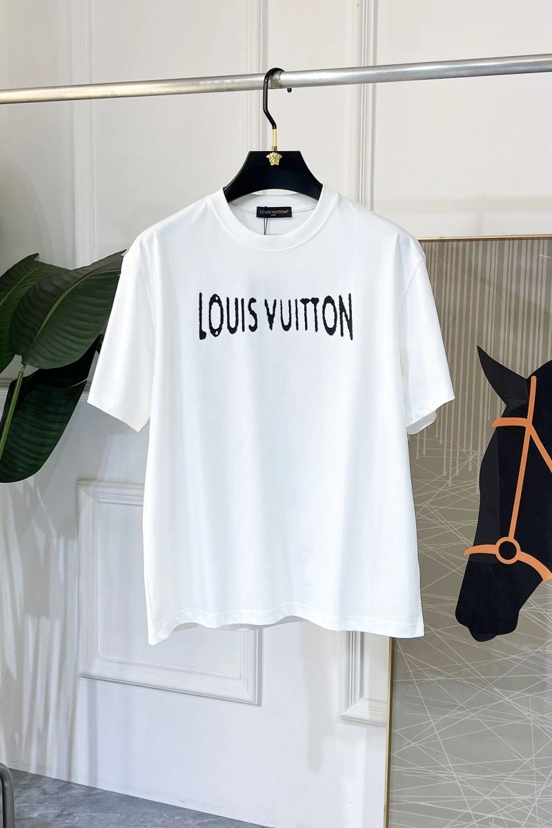 FashionForward Louis Vuitton T-Shirts 134161