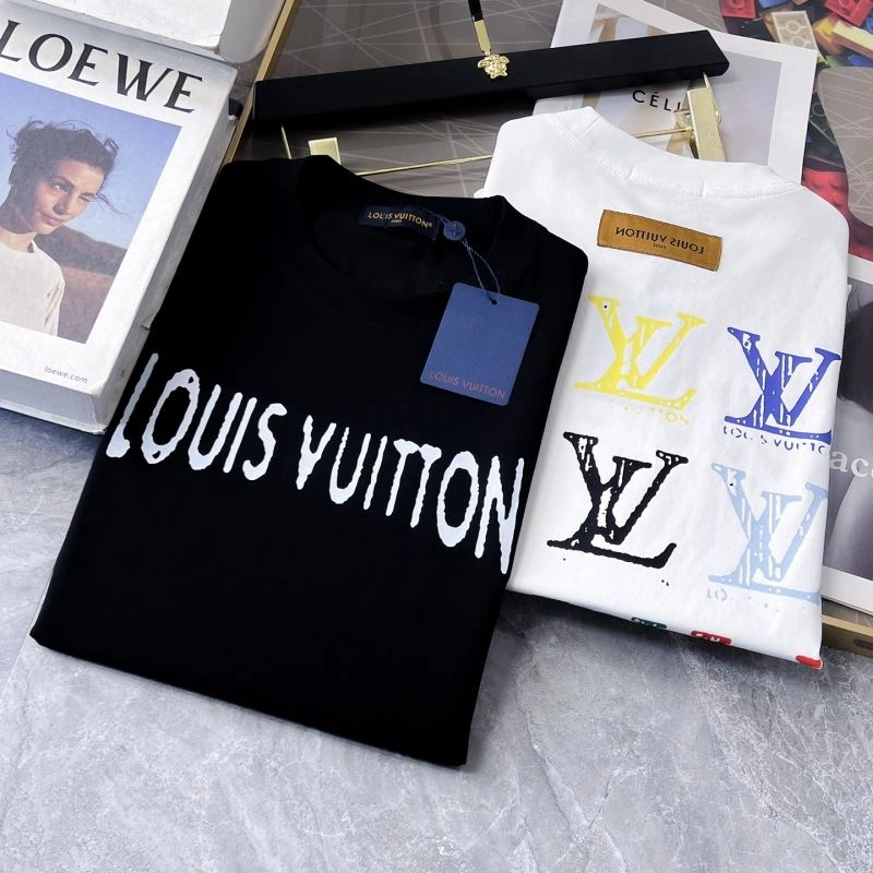 FashionForward Louis Vuitton T-Shirts 134161