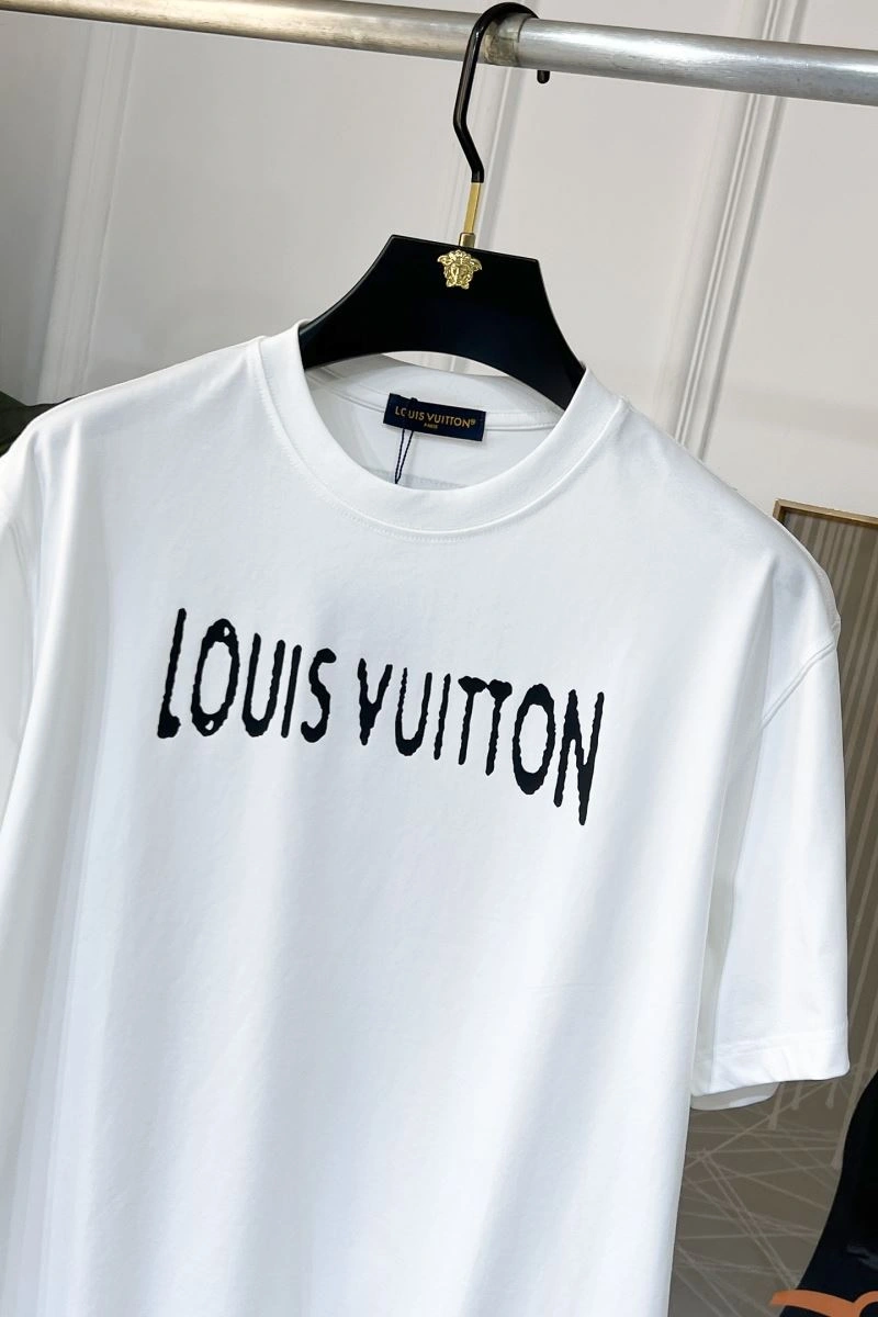 FashionForward Louis Vuitton T-Shirts 134161