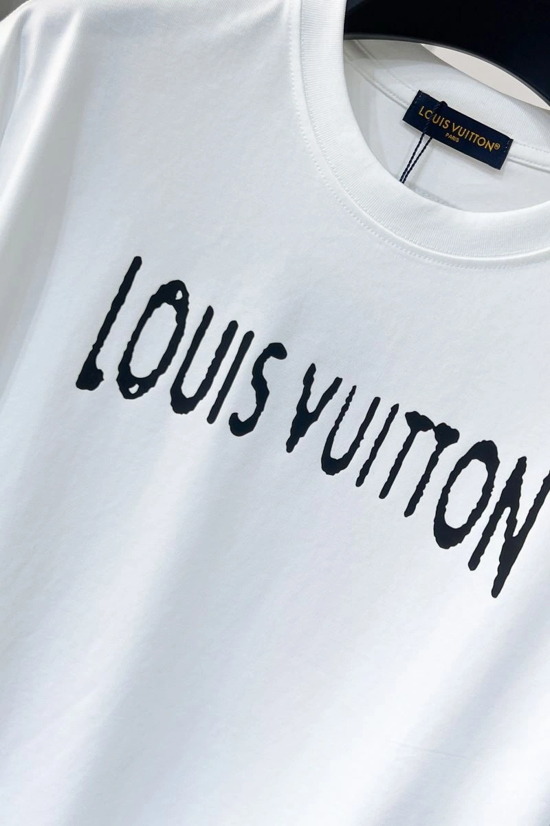FashionForward Louis Vuitton T-Shirts 134161