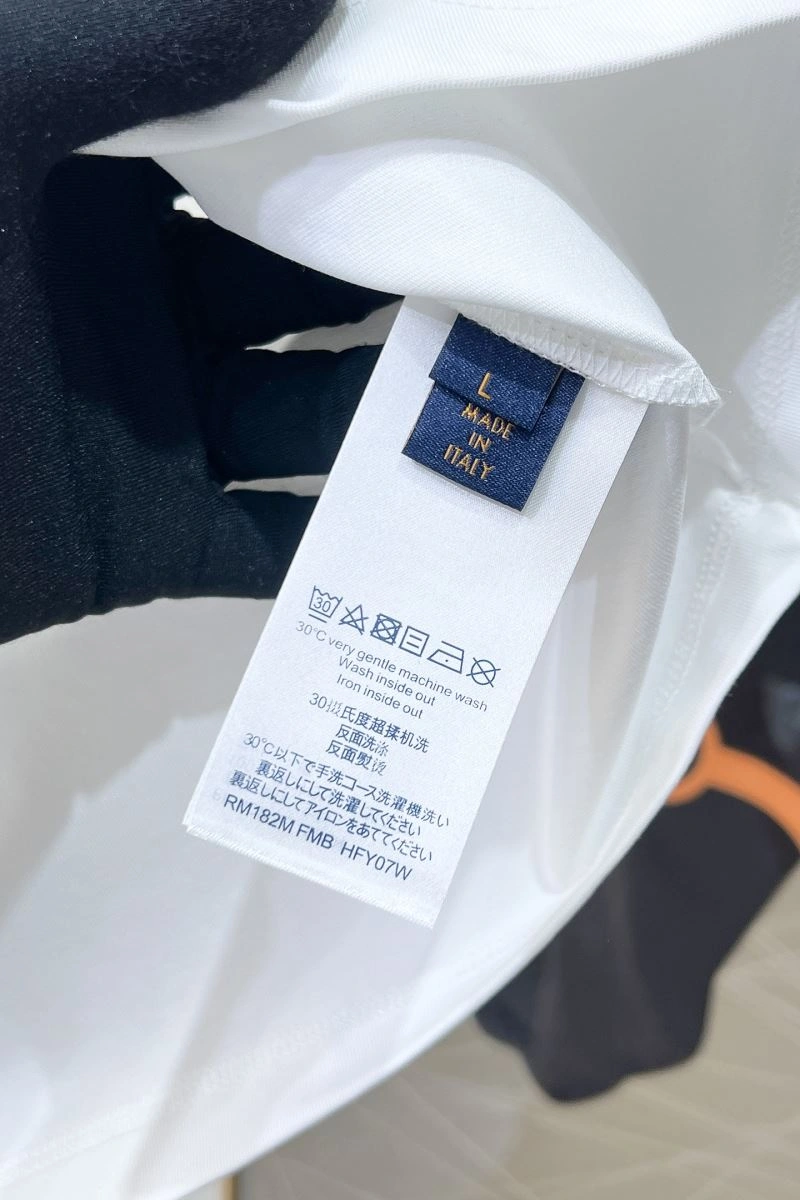 FashionForward Louis Vuitton T-Shirts 134161