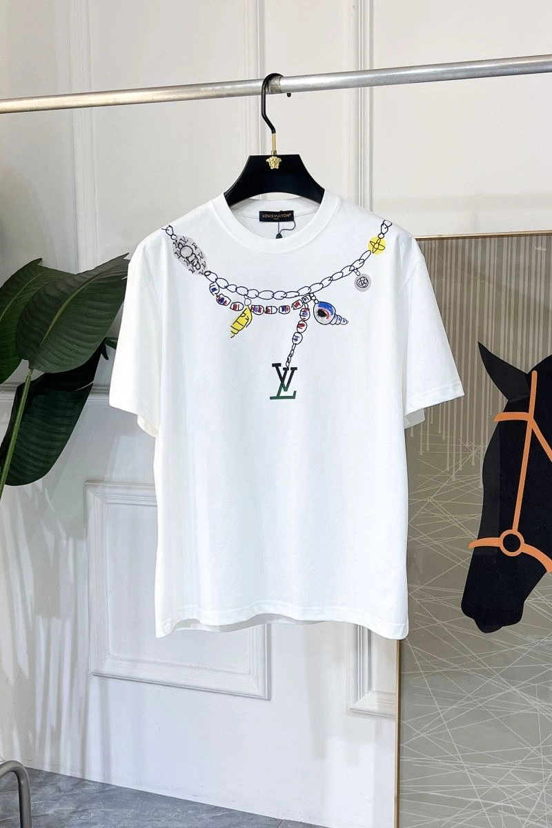 MultiPurpose Louis Vuitton T-Shirts 134162