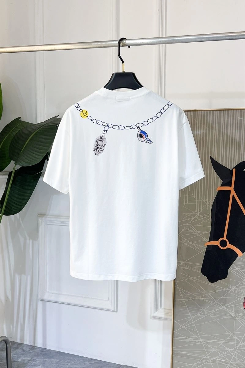 MultiPurpose Louis Vuitton T-Shirts 134162