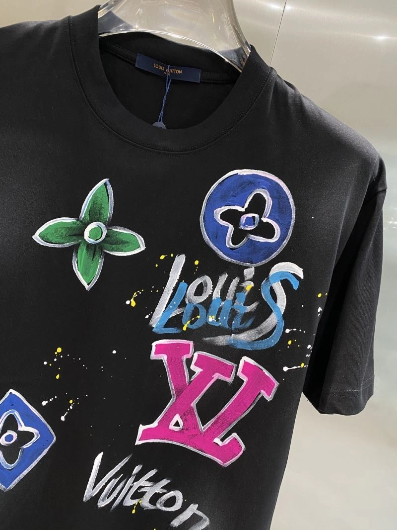 ZipUp Louis Vuitton T-Shirts 134136