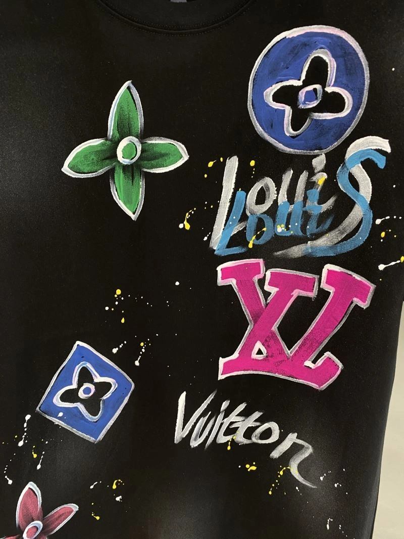 ZipUp Louis Vuitton T-Shirts 134136