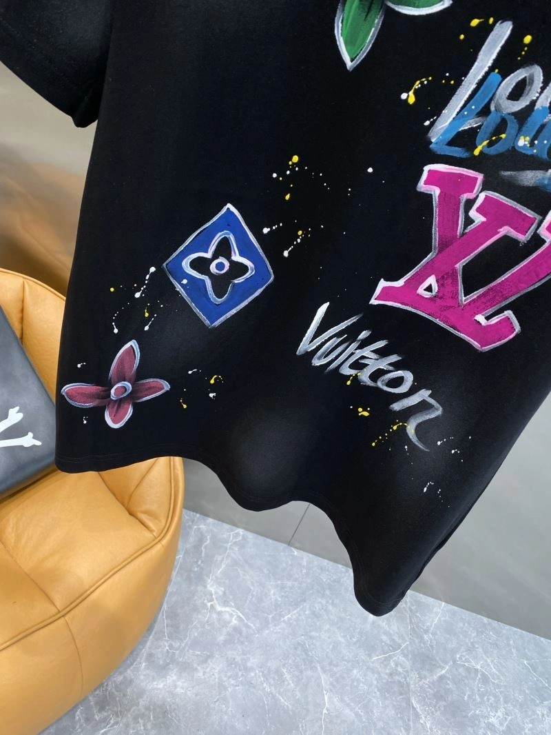 ZipUp Louis Vuitton T-Shirts 134136