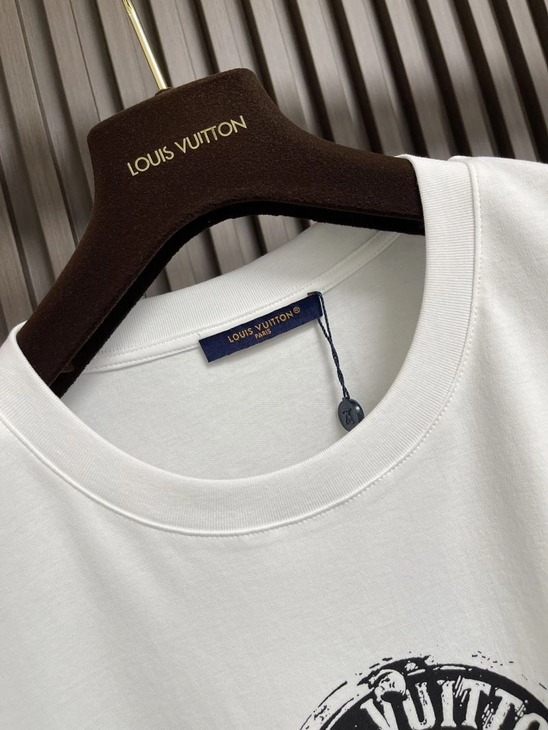 Louis Vuitton T-Shirts Efficient 134132
