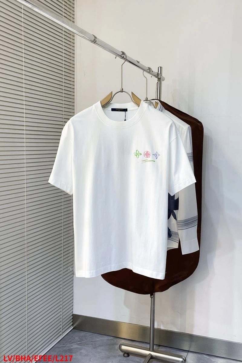 Louis Vuitton T-Shirts Vibrant 134134
