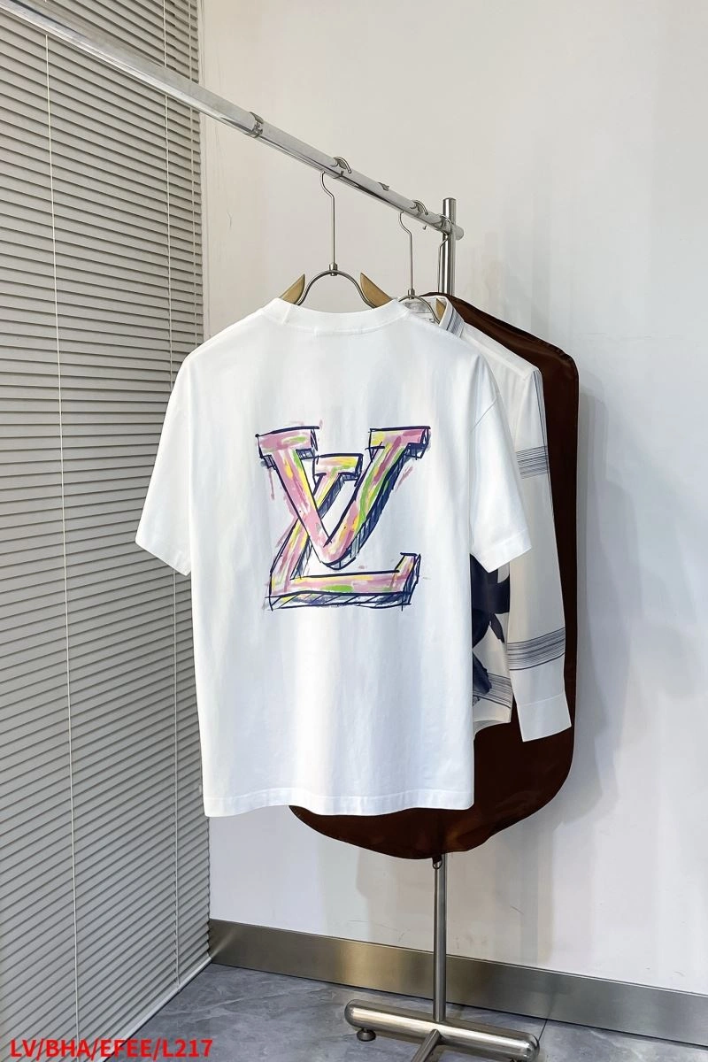 Louis Vuitton T-Shirts Vibrant 134134