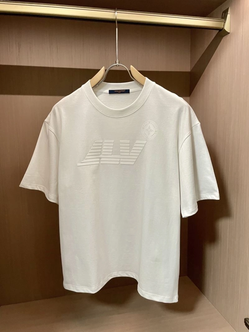 Stretchable Louis Vuitton T-Shirts 134154