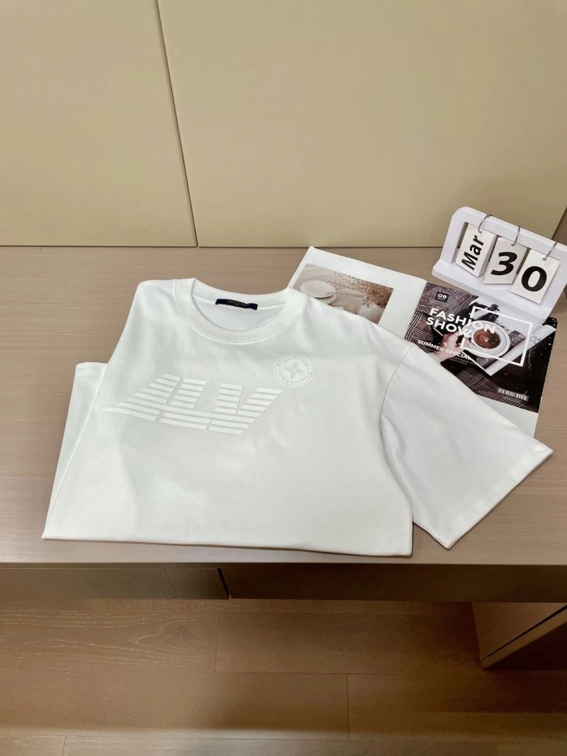 Stretchable Louis Vuitton T-Shirts 134154