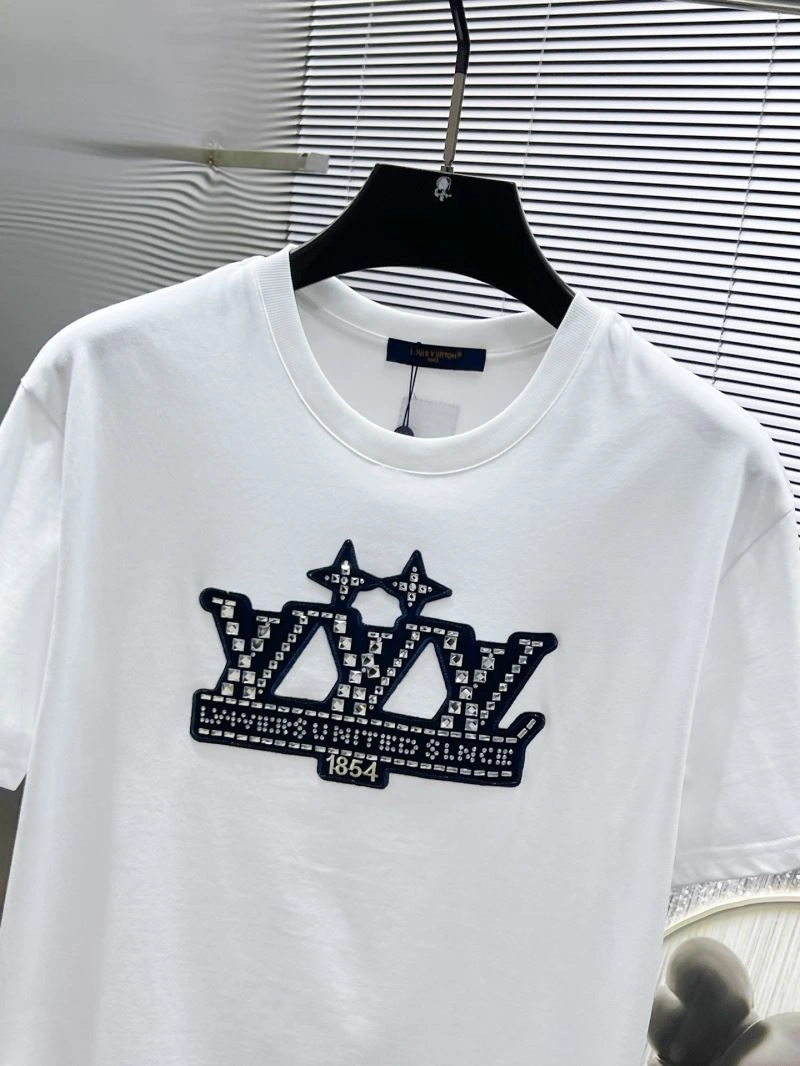 Classic Louis Vuitton T-Shirts 134148