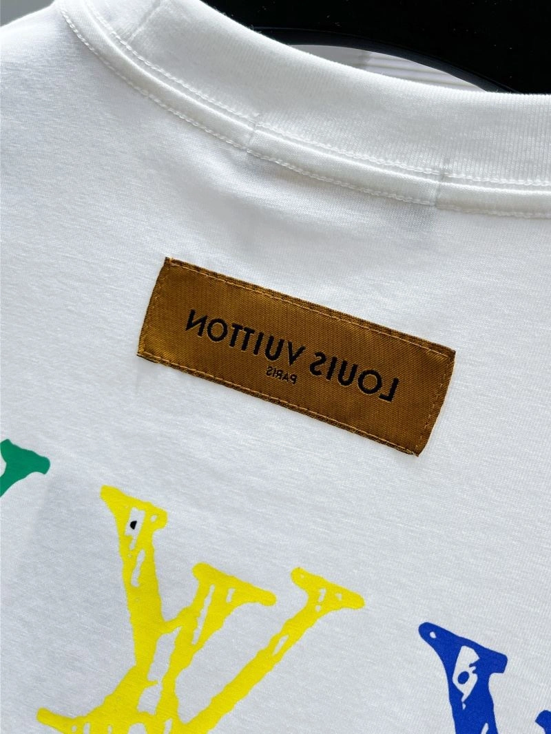 Trendsetting Louis Vuitton T-Shirts 134129