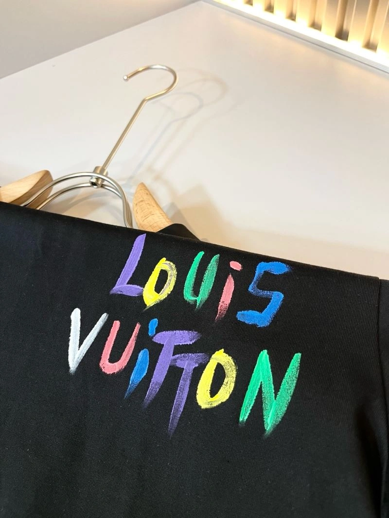 Louis Vuitton T-Shirts NewStyle 134135