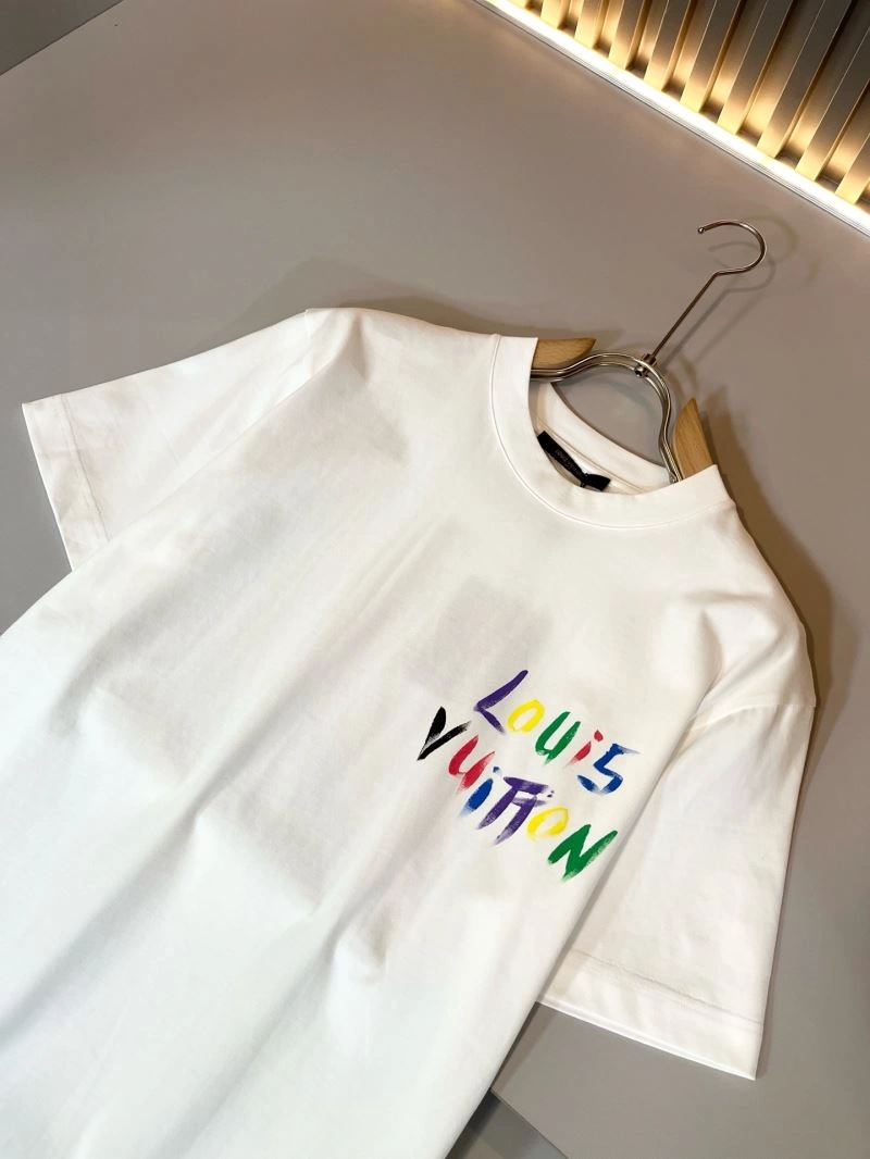 Louis Vuitton T-Shirts AllSeason 134151