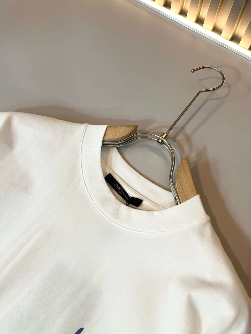 Louis Vuitton T-Shirts AllSeason 134151