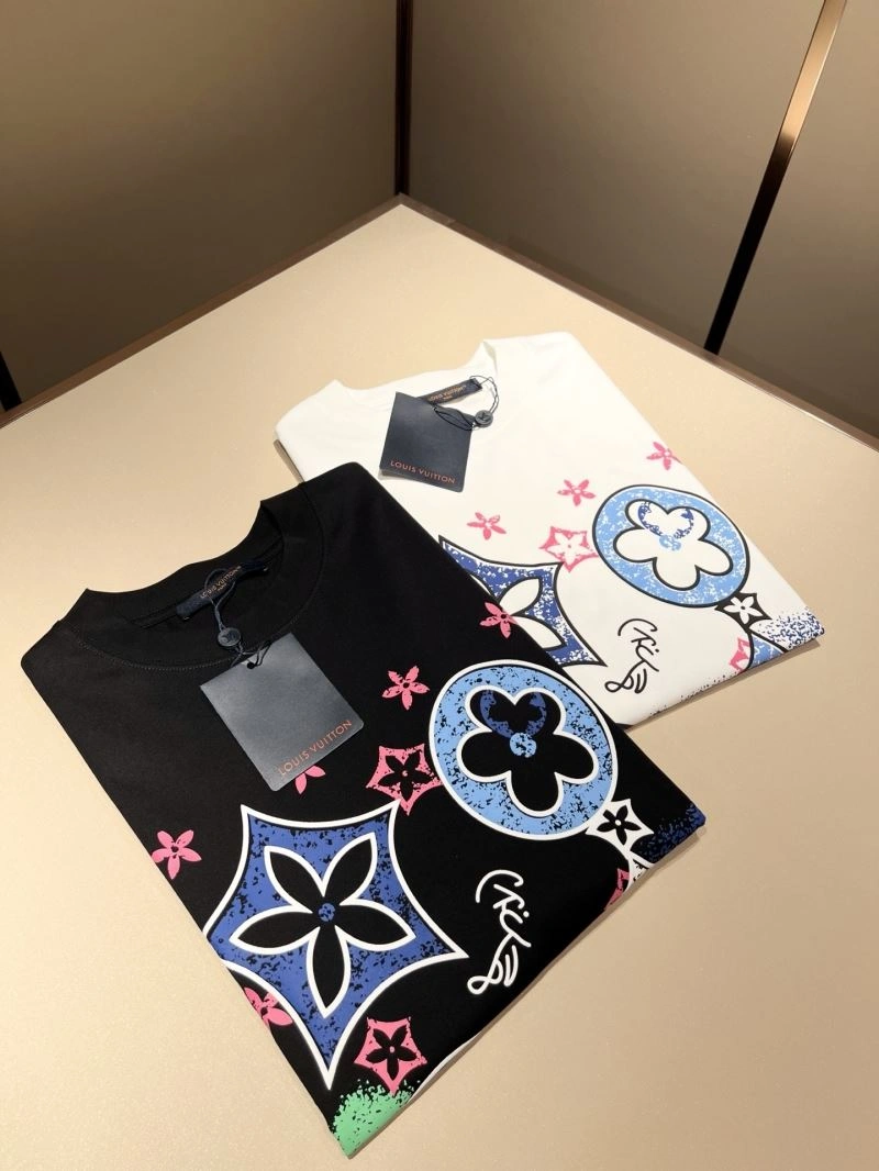 Stylish Louis Vuitton T-Shirts 134137