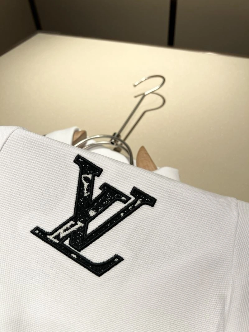 Chic Louis Vuitton T-Shirts 134144