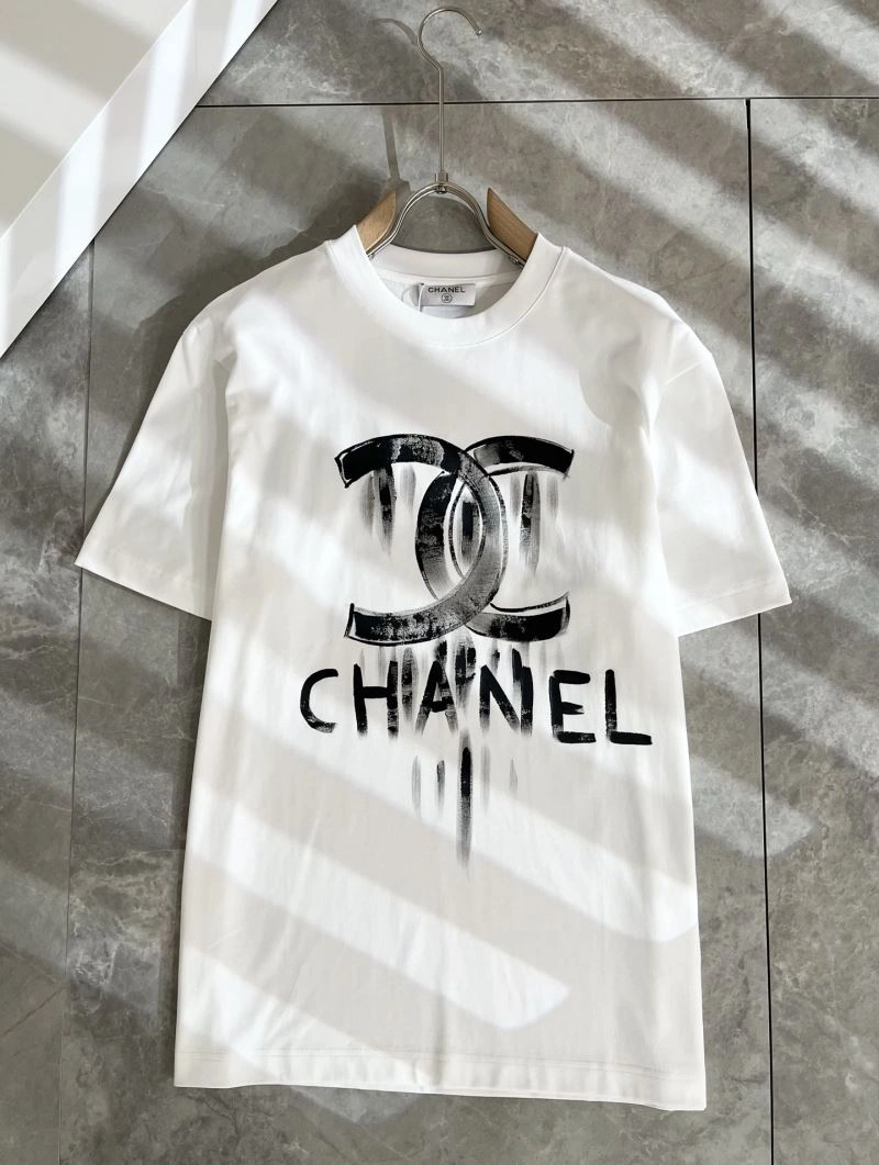 Louis Vuitton T-Shirts Sleek 134127