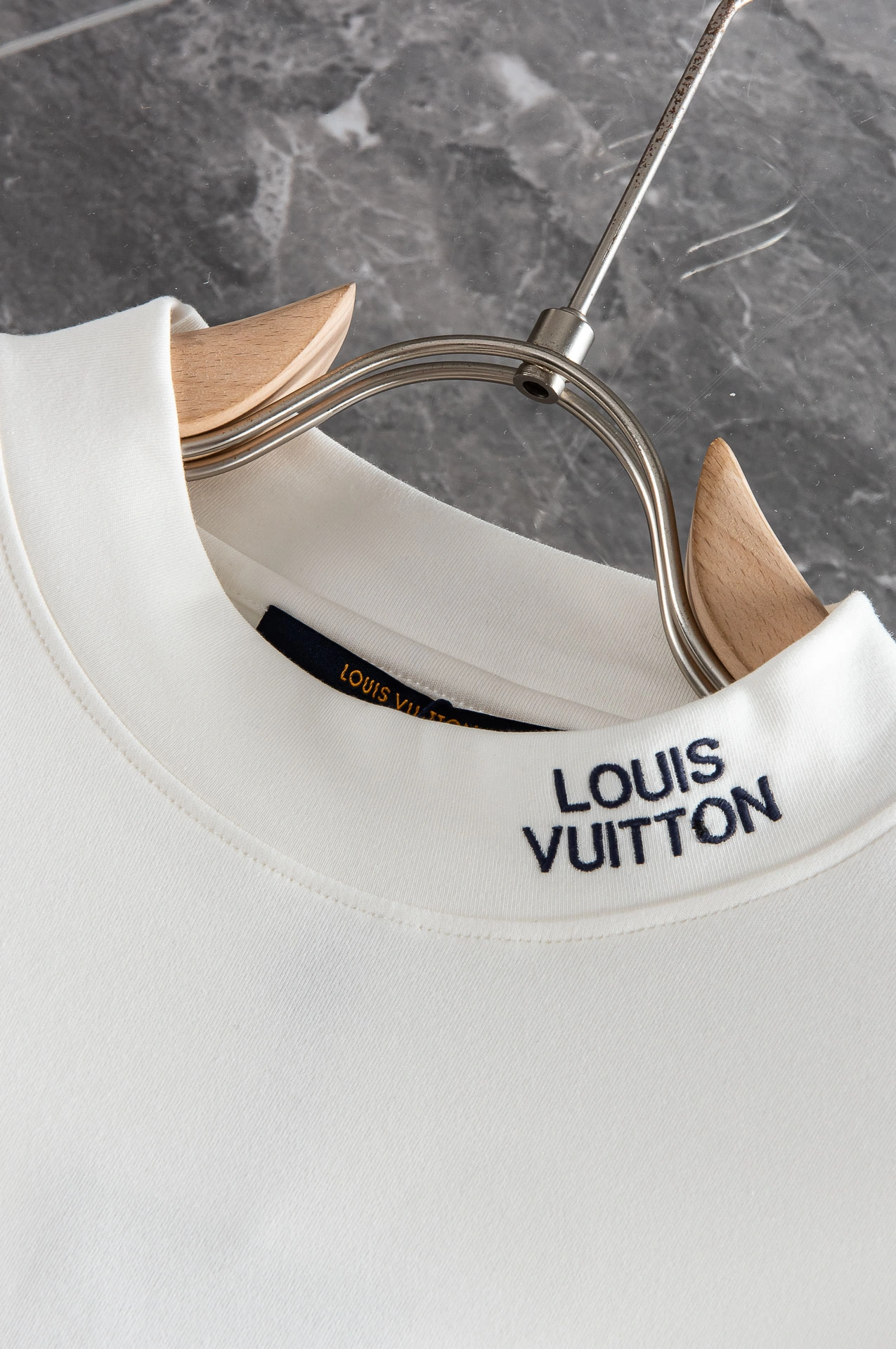 Louis Vuitton T-Shirts TopPick 139407