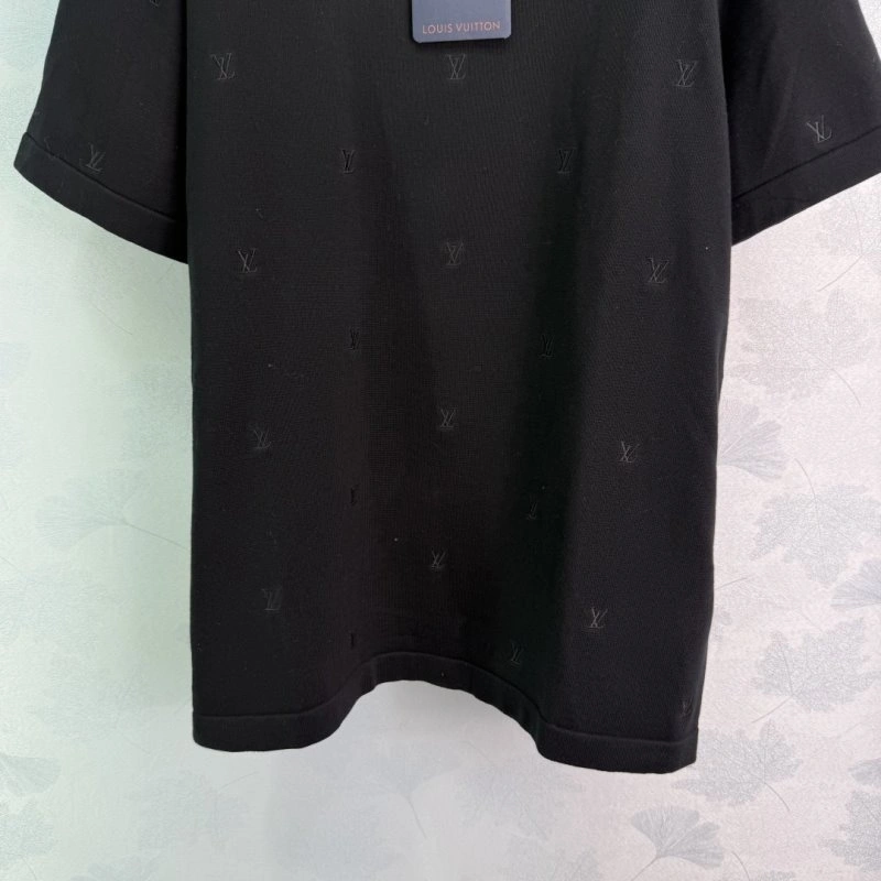 EyeCatching Louis Vuitton T-Shirts 131350