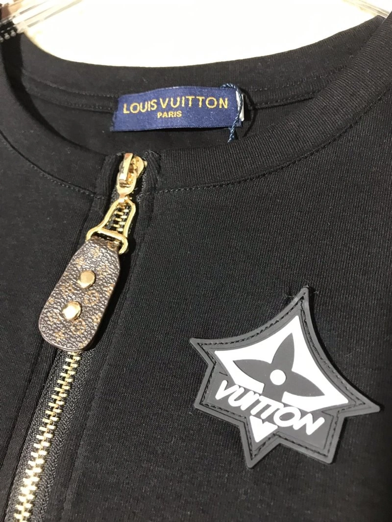 Upgraded Louis Vuitton T-Shirts 131345