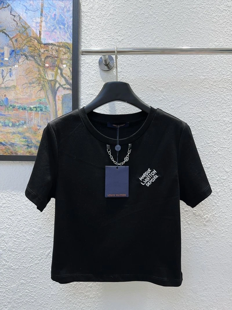 Timeless Louis Vuitton T-Shirts 131329