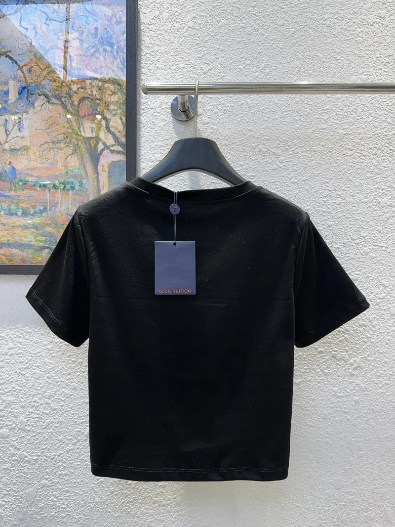 Timeless Louis Vuitton T-Shirts 131329